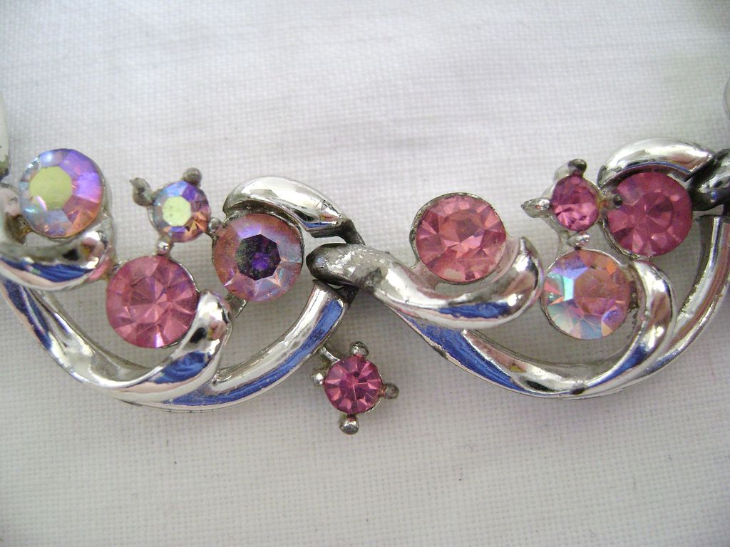 Vintage CORO Pink Rhinestone Silver Tone Choker Vintage CORO Pink Rhinestone Silver Tone Choker