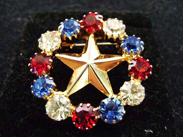 VINTAGE Red, White & Blue Demi Rhinestone Pin & Earrings VINTAGE Red, White & Blue Demi Rhinestone Pin & Earrings