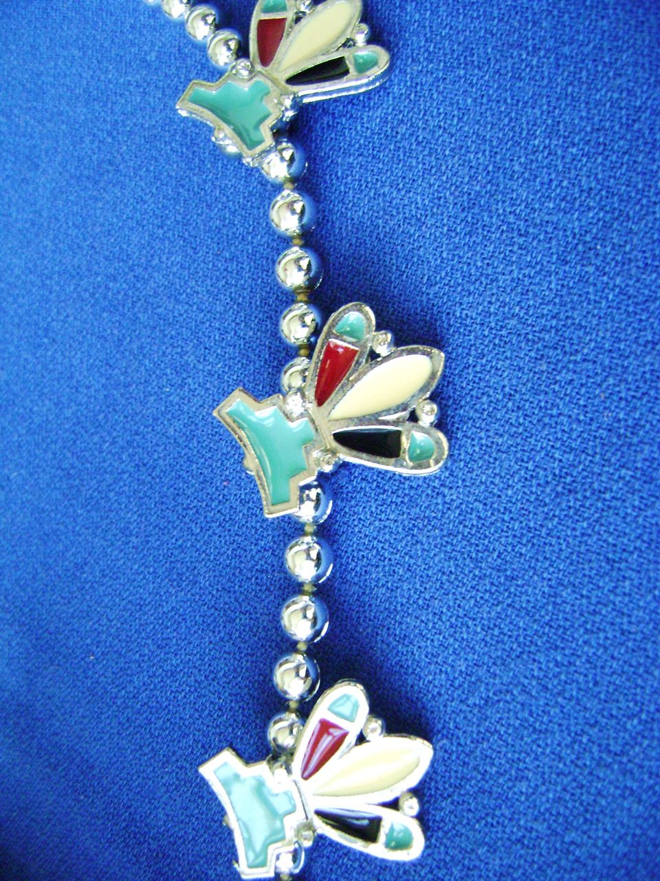 Silver Tone & Enamel Aztec Style Necklace w/Pendant Silver Tone & Enamel Aztec Style Necklace w/Pendant