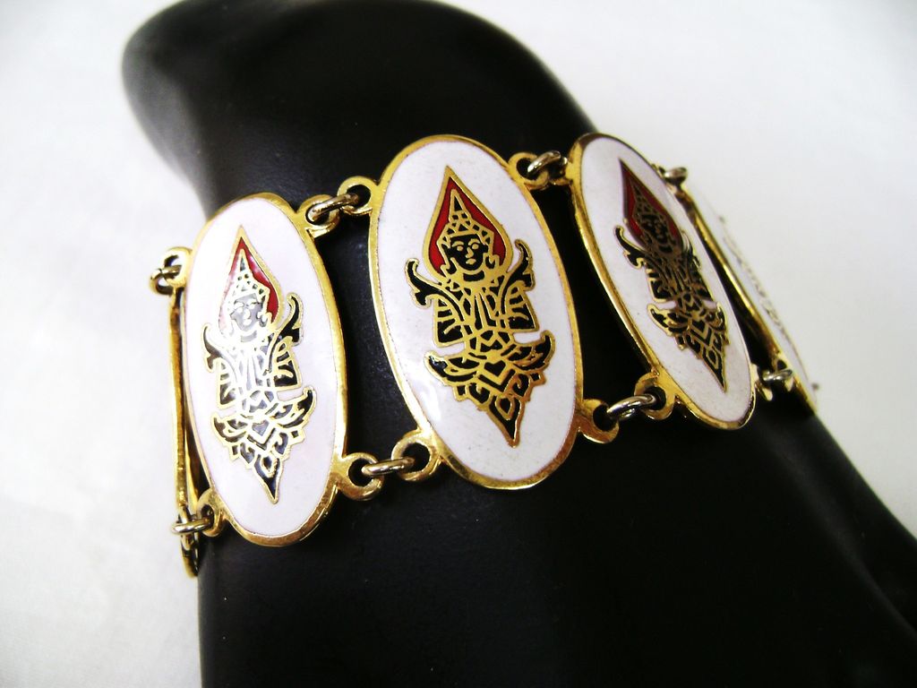 Vintage Oriental Enamel Wide Link Bracelet Vintage Oriental Enamel Wide Link Bracelet