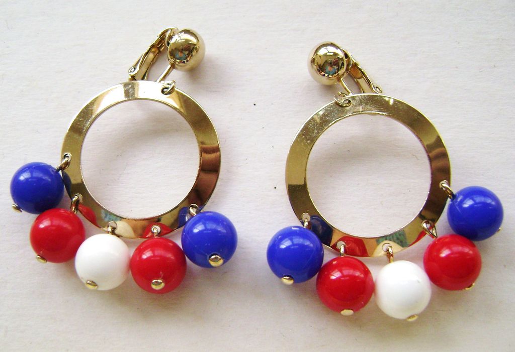 Vintage Sarah Coventry CARNIVAL Red, White & Blue Dangle Earrings Vintage Sarah Coventry CARNIVAL Red, White & Blue Dangle Earrings