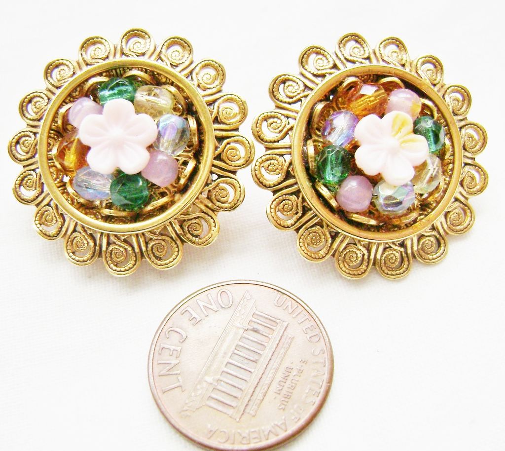 Robert Rose Floral Clips w/Multi-Colored Beads Robert Rose Floral Clips w/Multi-Colored Beads