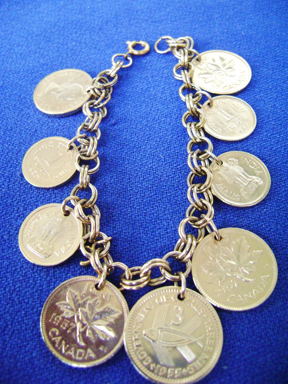Canadian Gold Tone Coin Bracelet Canadian Gold Tone Coin Bracelet