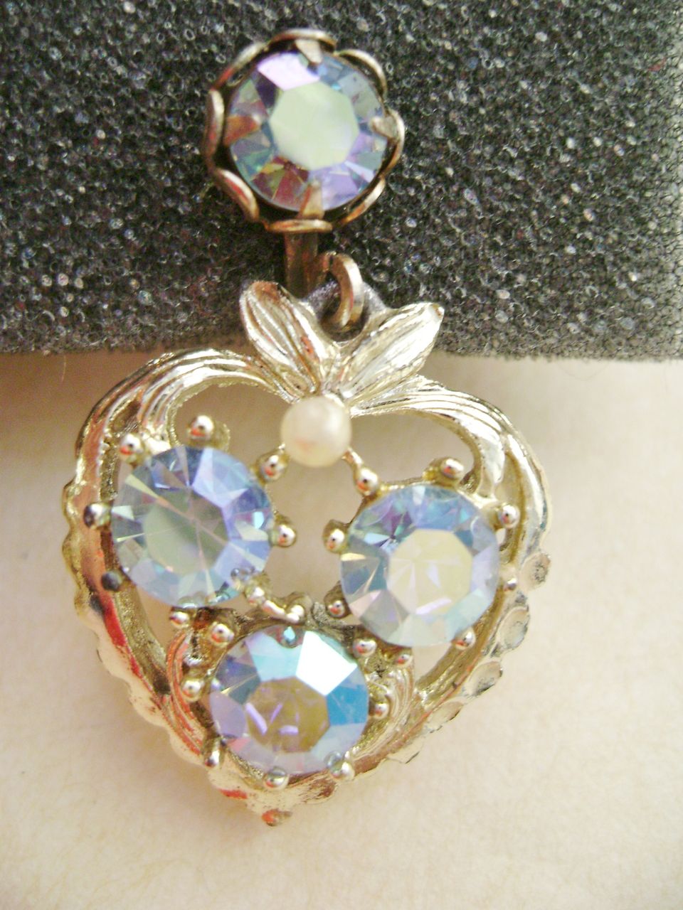 Dangle Heart Screw Back Earrings w/Aurora Borealis Rhinestones Dangle Heart Screw Back Earrings w/Aurora Borealis Rhinestones