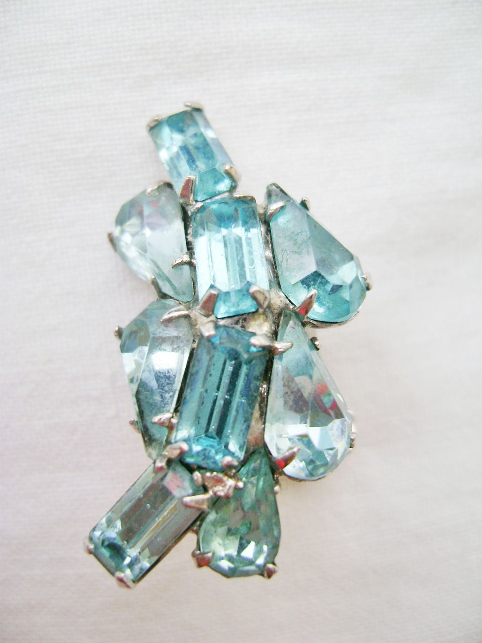 Sparkling Vintage Aqua Blue Rhinestone Clip Earrings Sparkling Vintage Aqua Blue Rhinestone Clip Earrings