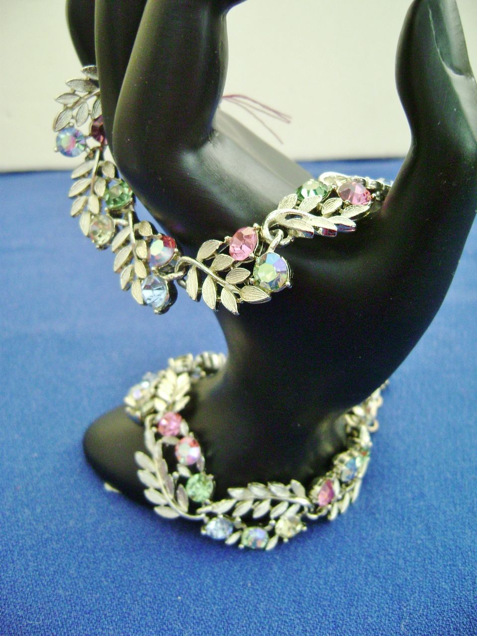 LISNER Vintage Multi-Color Rhinestone Demi-Choker & Bracelet LISNER Vintage Multi-Color Rhinestone Demi-Choker & Bracelet
