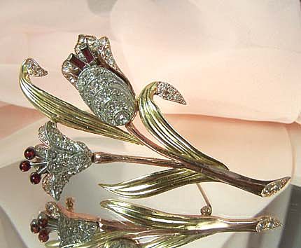 ART DECO Vintage Flower Rhinestone Trembler Brooch ART DECO Vintage Flower Rhinestone Trembler Brooch