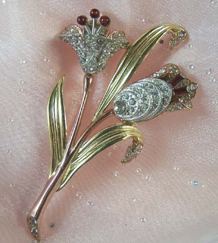 ART DECO Vintage Flower Rhinestone Trembler Brooch ART DECO Vintage Flower Rhinestone Trembler Brooch
