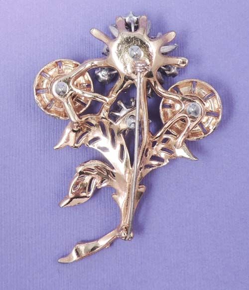 Vintage Jeweled Rhinestone Flower Brooch - Exquisite Vintage Jeweled Rhinestone Flower Brooch - Exquisite
