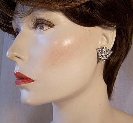 ART DECO Vintage Crystal Rhinestone Bridal Earrings ART DECO Vintage Crystal Rhinestone Bridal Earrings