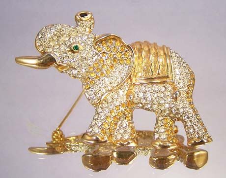 "Good Luck " Elephant Vintage Brooch Pin "Good Luck " Elephant Vintage Brooch Pin