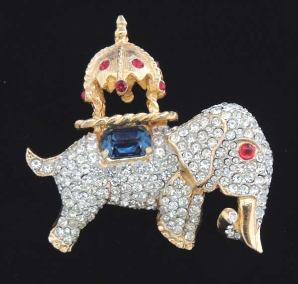 DeNICOLA Vintage Elephant Brooch - Stunning! DeNICOLA Vintage Elephant Brooch - Stunning!