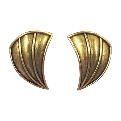 TRIFARI Classic Signed Vintage Antiqued Gold Earrings TRIFARI Classic Signed Vintage Antiqued Gold Earrings