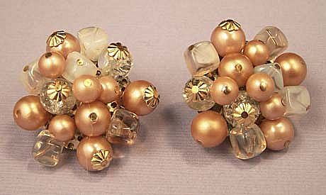 TRIFARI Pale Peach & Cream Glass Bead Necklace Earrings & Bracelet - Luscious Vintage Never Worn Full Parure TRIFARI Pale Peach & Cream Glass Bead Necklace Earrings & Bracelet - Luscious Vintage Never Worn Full Parure