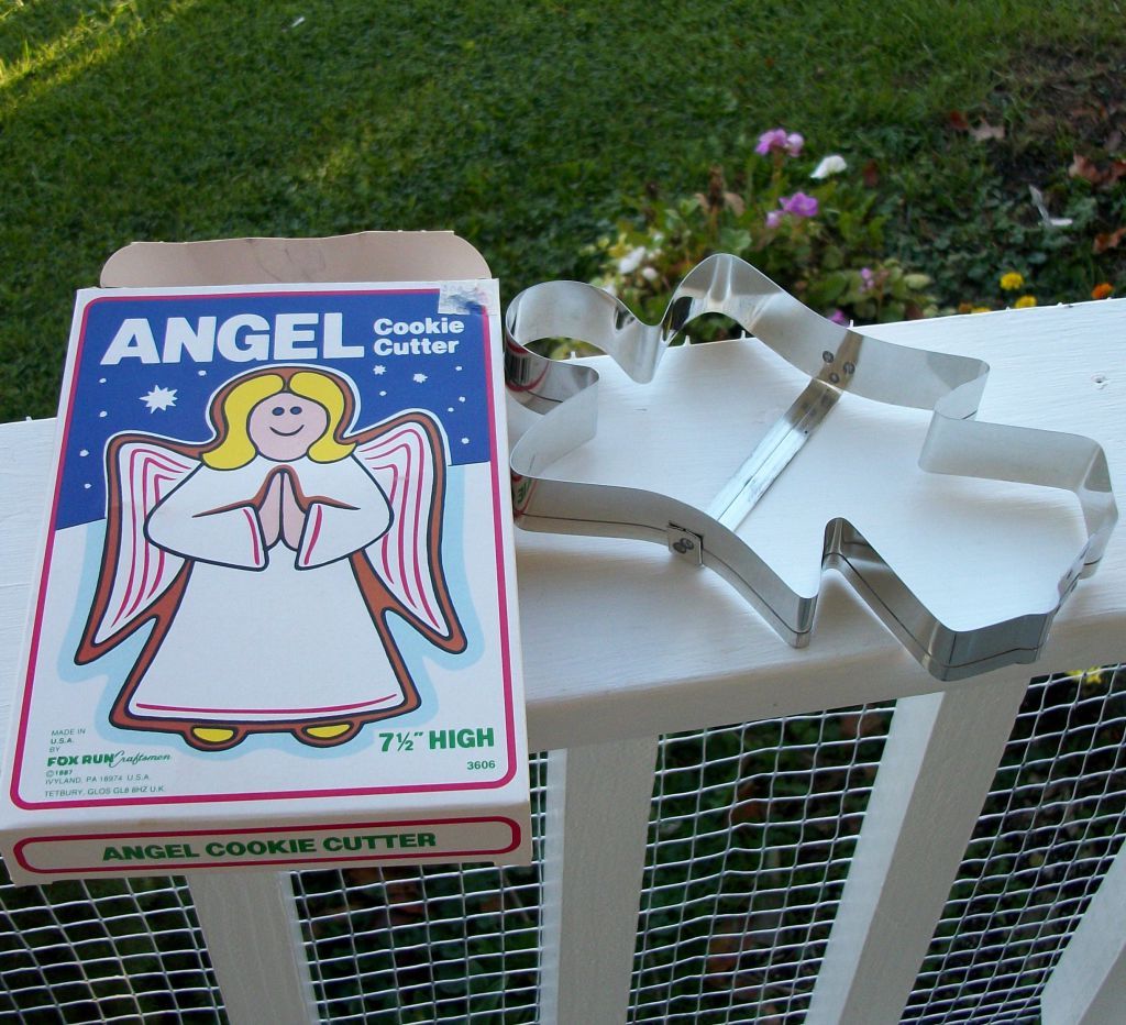 Vintage 1987 Large Angel Cookie Cutter Vintage 1987 Large Angel Cookie Cutter