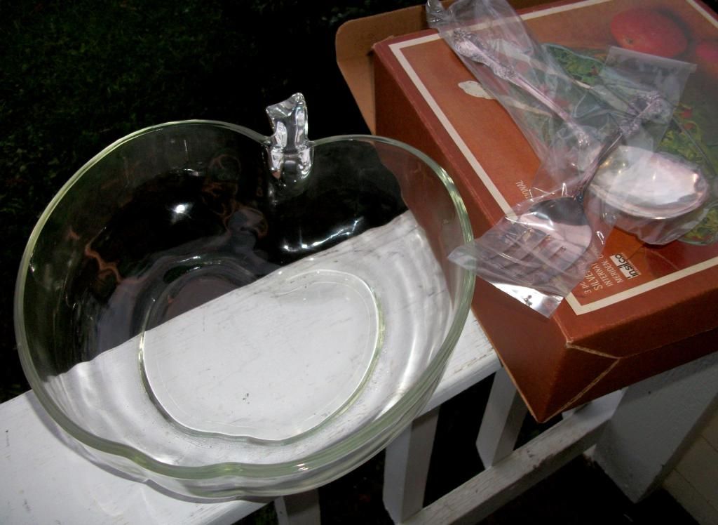 3 Piece Apple Salad Set, International Silver, New In Box 3 Piece Apple Salad Set, International Silver, New In Box