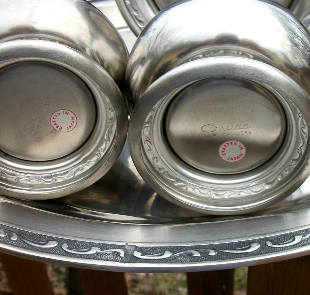 Mid Century Oneida Stainless 5-Piece Tea/Coffee Service Mid Century Oneida Stainless 5-Piece Tea/Coffee Service