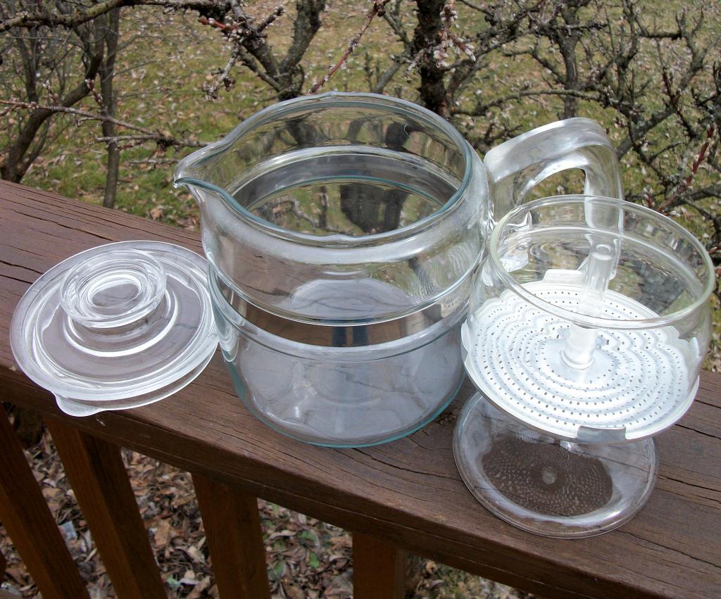 Vintage Pyrex Flameware 4 Cup Percolator Vintage Pyrex Flameware 4 Cup Percolator
