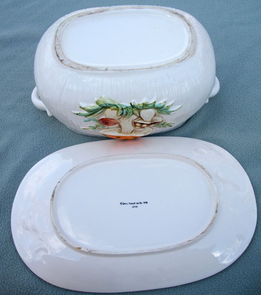 1976 Sears Roebuck Merry Mushroom Soup Tureen, Ladle, Underplate 1976 Sears Roebuck Merry Mushroom Soup Tureen, Ladle, Underplate
