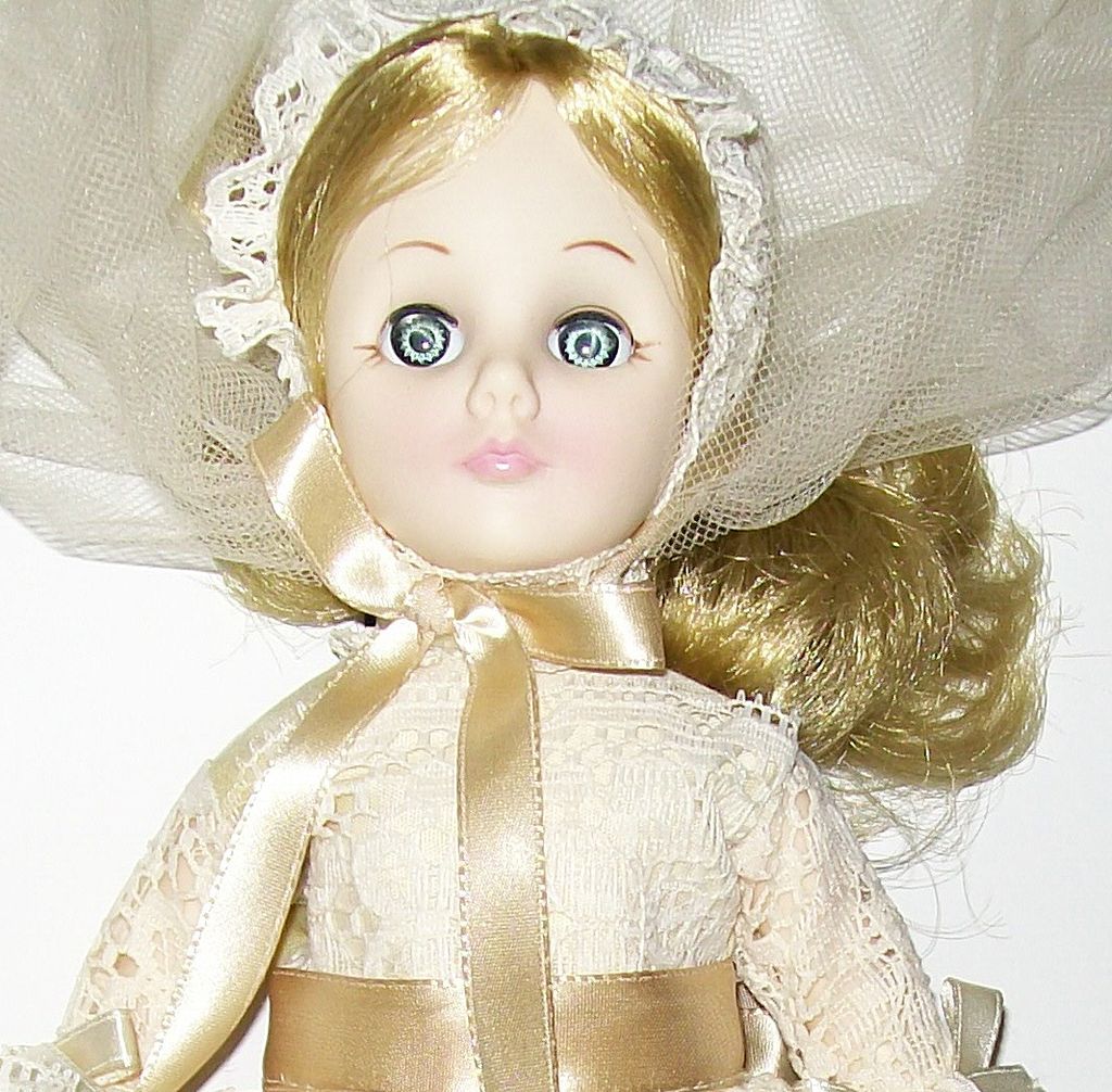 Effanbee Regal Heirloom Collection Crown Princess in Original Box Effanbee Regal Heirloom Collection Crown Princess in Original Box