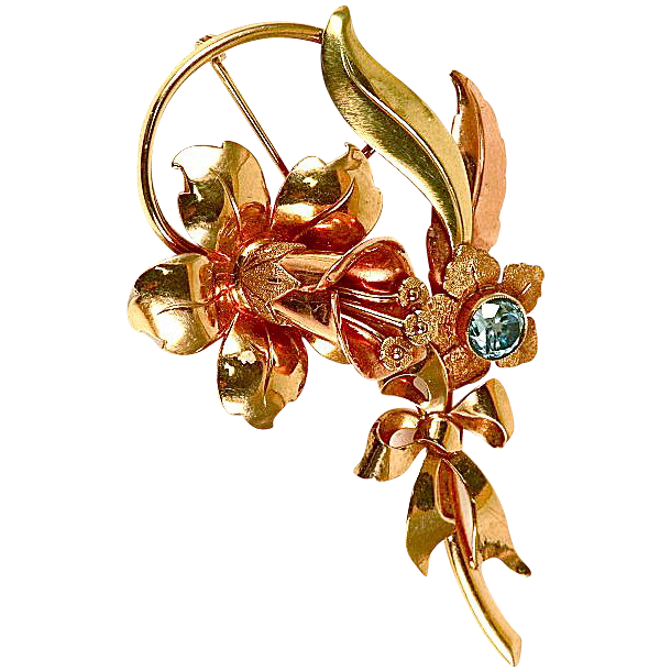 14K Gold with 1 Carat Blue Zircon and Three Shades of Gold Brooch 14K Gold with 1 Carat Blue Zircon and Three Shades of Gold Brooch