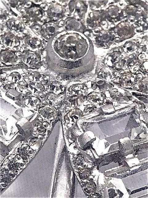 Very Heavy Rhodium Plated Flower and Buds Brooch Very Heavy Rhodium Plated Flower and Buds Brooch