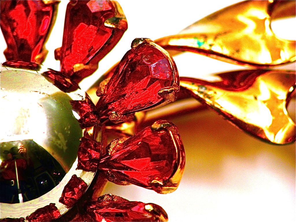 FRED A. BLOCK Designer Signed Stunning Sterling with a Red Gold Vermeil Brooch FRED A. BLOCK Designer Signed Stunning Sterling with a Red Gold Vermeil Brooch