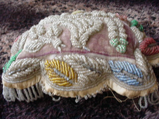 Native American Iroquois Beaded Whimsical Pin Cushion w/bird Native American Iroquois Beaded Whimsical Pin Cushion w/bird