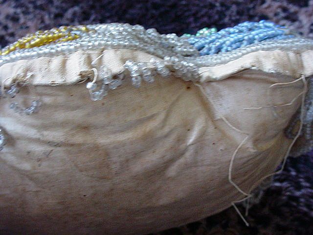 Native American Iroquois Beaded Whimsical Pin Cushion w/bird Native American Iroquois Beaded Whimsical Pin Cushion w/bird