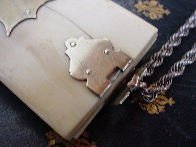 19th Century Victorian Ivory Daily 6 Day Note Pad 19th Century Victorian Ivory Daily 6 Day Note Pad