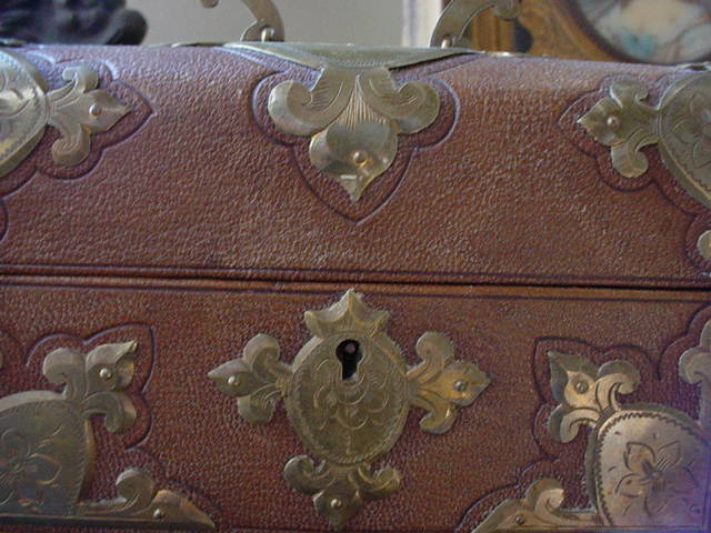 Antique Leather & Brass Perfume Scent Decanter Case Tantalus Antique Leather & Brass Perfume Scent Decanter Case Tantalus