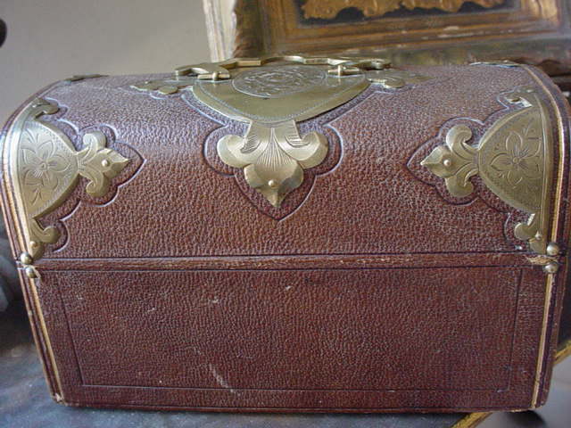 Antique Leather & Brass Perfume Scent Decanter Case Tantalus Antique Leather & Brass Perfume Scent Decanter Case Tantalus