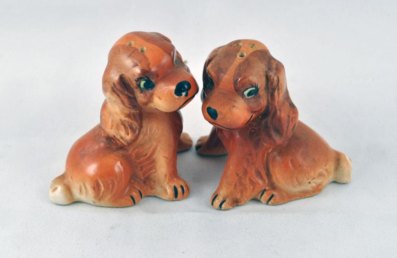 FREE SHIPPING 1960's 1960s Pair of Cocker Spaniel Puppies Puppy Dog Salt and Pepper Shakers Vintage Modern Home Decor FREE SHIPPING 1960's 1960s Pair of Cocker Spaniel Puppies Puppy Dog Salt and Pepper Shakers Vintage Modern Home Decor