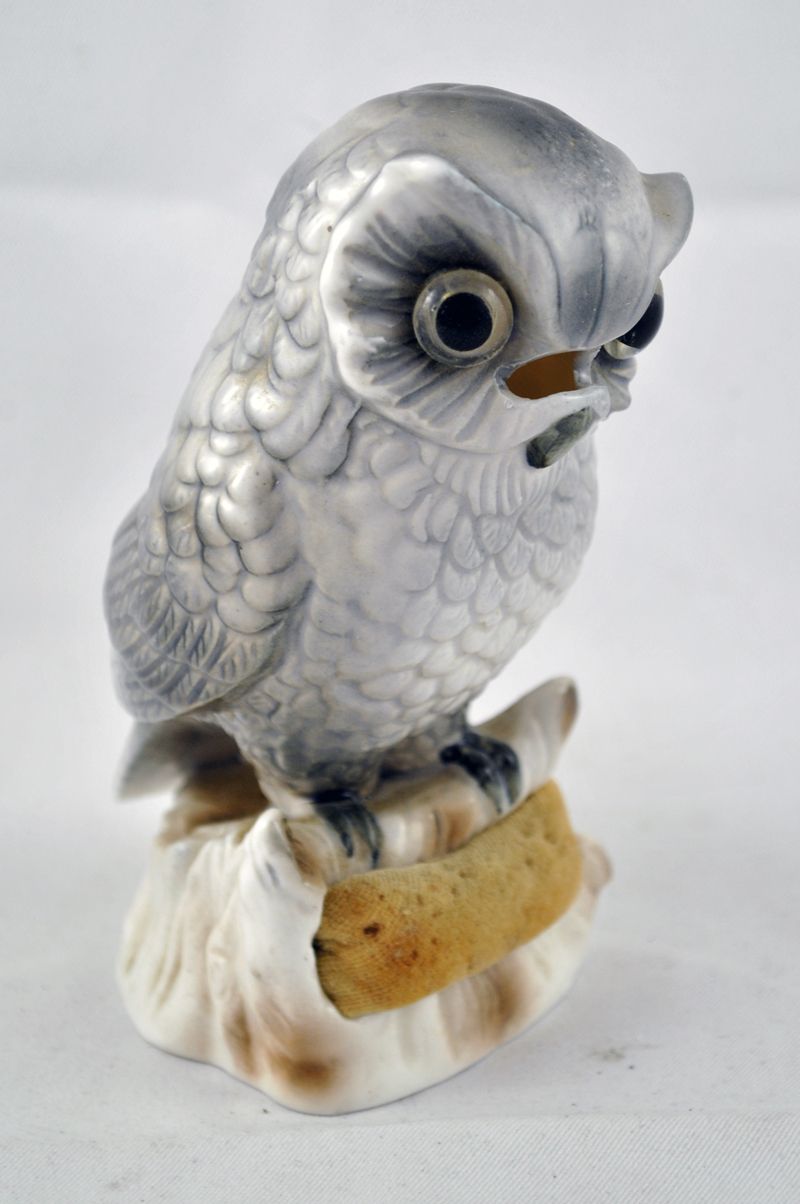 FREE SHIPPING 1940's 1940s Porcelain Grey Perched Owl Pin Cushion Sewing Accessory FREE SHIPPING 1940's 1940s Porcelain Grey Perched Owl Pin Cushion Sewing Accessory