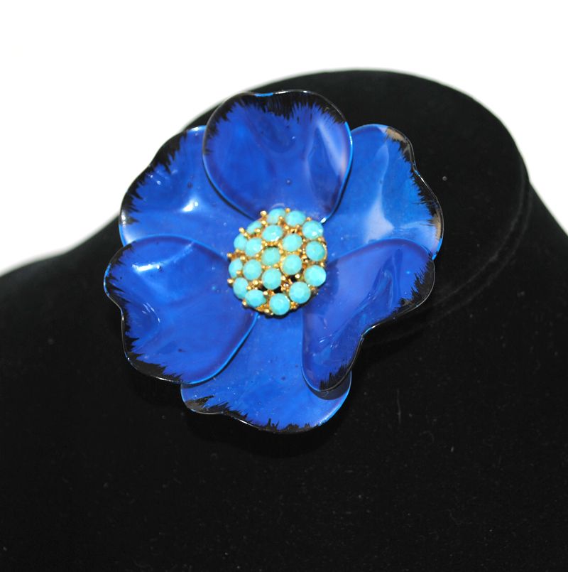 REE SHIPPING 1960's 1960s Large Blue Enameled Prong Set Rhinestone Chunky Huge Floral Pin REE SHIPPING 1960's 1960s Large Blue Enameled Prong Set Rhinestone Chunky Huge Floral Pin