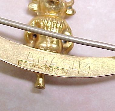 Late Victorian Brooch / Pendant 9 CT Gold Lincoln Imp Late Victorian Brooch / Pendant 9 CT Gold Lincoln Imp