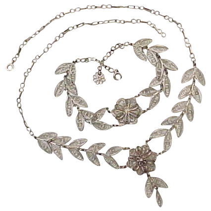 Vintage Hand Crafted Sterling Silver Filigree Necklace & Bracelet Set Vintage Hand Crafted Sterling Silver Filigree Necklace & Bracelet Set