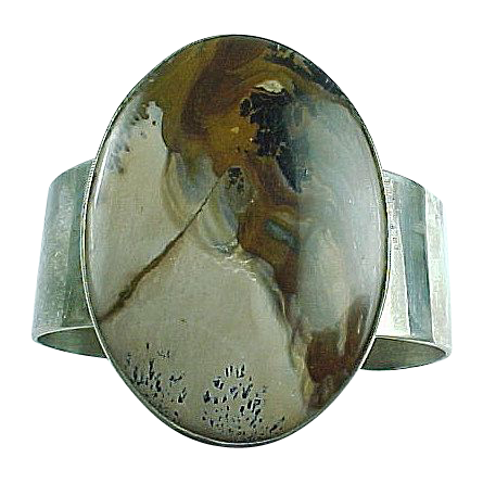 Sterling Silver Cuff Bracelet With Large Polished Agate 1970's Sterling Silver Cuff Bracelet With Large Polished Agate 1970's