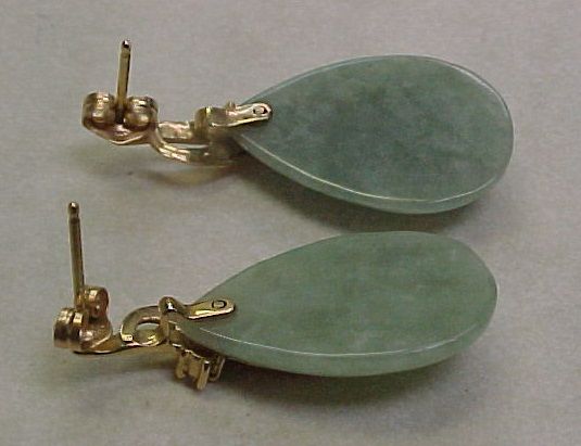 Vintage 14K Gold Jade SET Pendant & Earrings Diamond Accent Vintage 14K Gold Jade SET Pendant & Earrings Diamond Accent