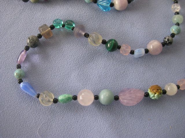 Long Pastel Gem Glass Necklace - Pretty!! Long Pastel Gem Glass Necklace - Pretty!!