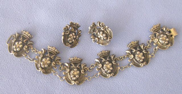 Vintage 800 Silver Unsigned PERUZZI Crown/Shield Bracelet/Earrings Vintage 800 Silver Unsigned PERUZZI Crown/Shield Bracelet/Earrings