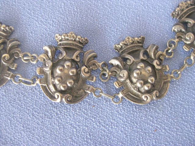 Vintage 800 Silver Unsigned PERUZZI Crown/Shield Bracelet/Earrings Vintage 800 Silver Unsigned PERUZZI Crown/Shield Bracelet/Earrings