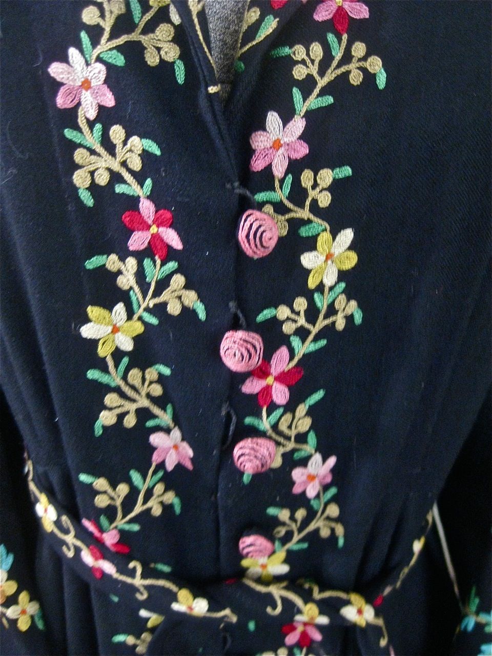 Vintage Handmade Embroidered Long KASHMIR Wool Hostess Robe/Coat Vintage Handmade Embroidered Long KASHMIR Wool Hostess Robe/Coat