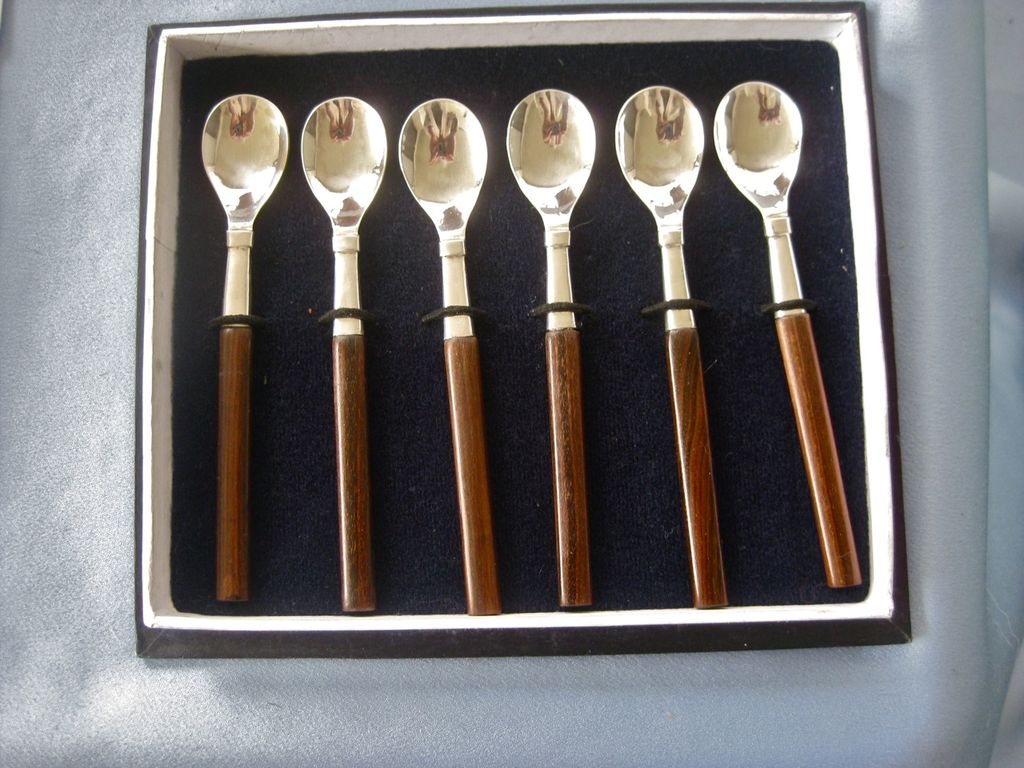 Mid Century 950 Silver Teak Appetizer Forks, Knives and Servers Mid Century 950 Silver Teak Appetizer Forks, Knives and Servers