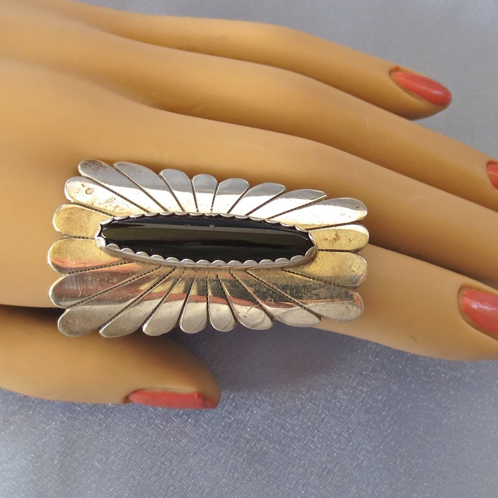 Xtra Large NAVAJO Modernist Sterling Black Onyx Ring Xtra Large NAVAJO Modernist Sterling Black Onyx Ring