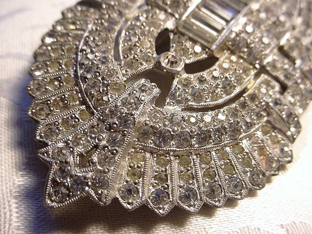 Huge Art Deco Rhinestone Brooch Huge Art Deco Rhinestone Brooch