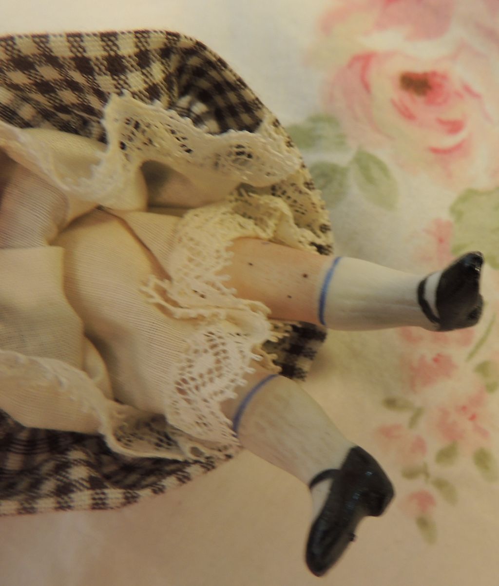 Antique German Bisque Dollhouse Doll, Glass Eyes, 3 1/4" Antique German Bisque Dollhouse Doll, Glass Eyes, 3 1/4"