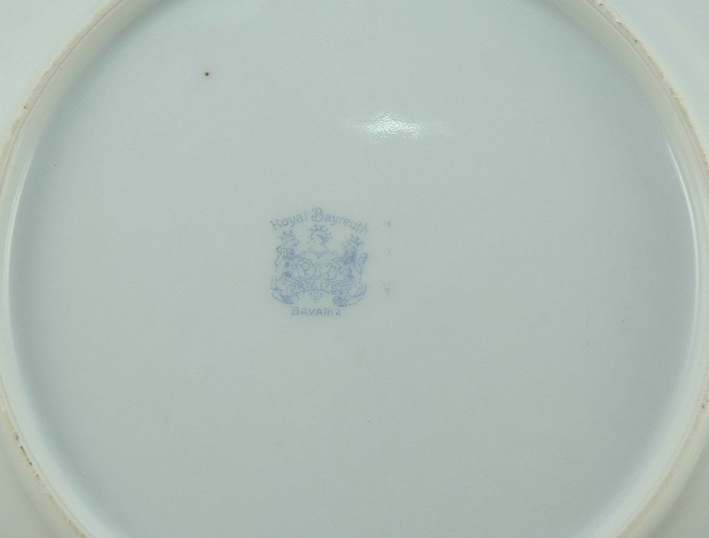 Royal Bayreuth Sunbonnet Babies Ironing Day Plate Royal Bayreuth Sunbonnet Babies Ironing Day Plate