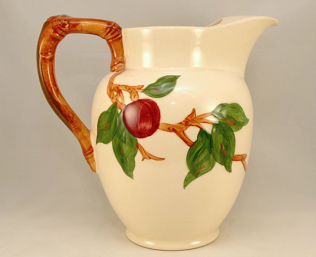 Franciscan Ware Apple 64 Ounce Water Pitcher Ca. 1940-48 Franciscan Ware Apple 64 Ounce Water Pitcher Ca. 1940-48