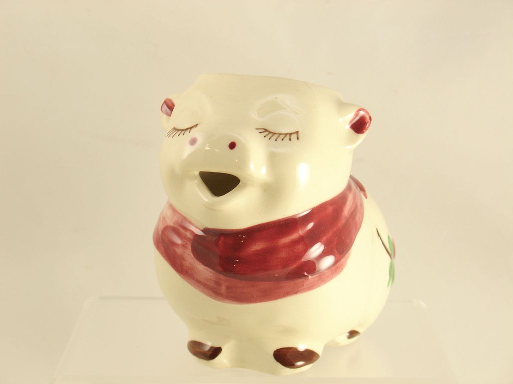 Shawnee Smiley Pig Cloverbud Creamer C. 1940 Shawnee Smiley Pig Cloverbud Creamer C. 1940